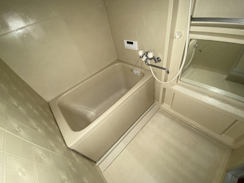 バス・シャワールーム　追い焚付