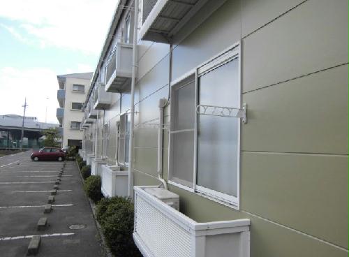 バルコニー　備品や設備仕様は号室等により異なります現地をご確認下さい。