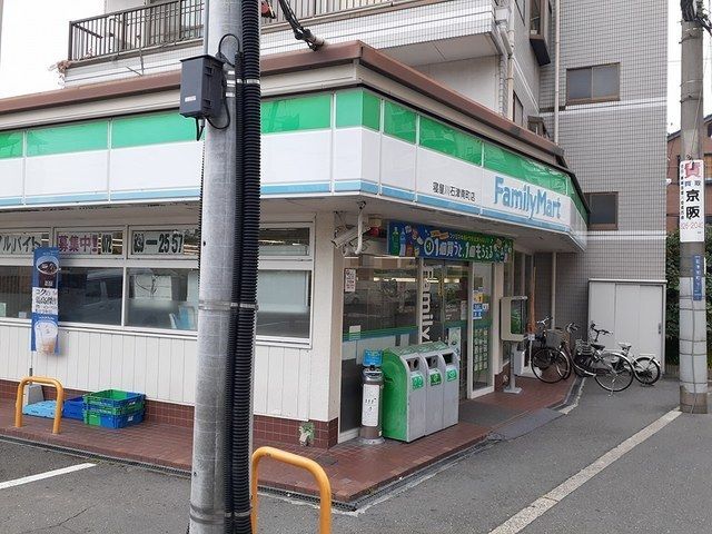 【寝屋川市池田のアパートのコンビニ】