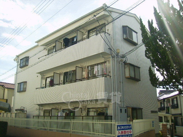 【池田市井口堂のマンションの建物外観】