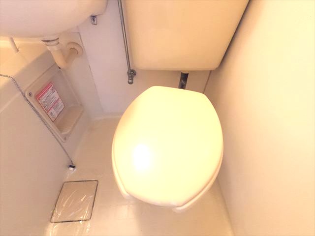 トイレ　トイレ
