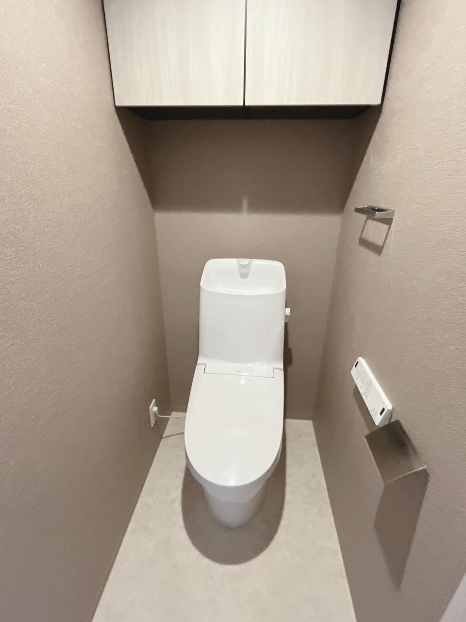 トイレ　ウォシュレット完備