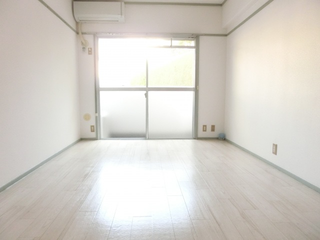 その他部屋・スペース　同物件別室のお写真です