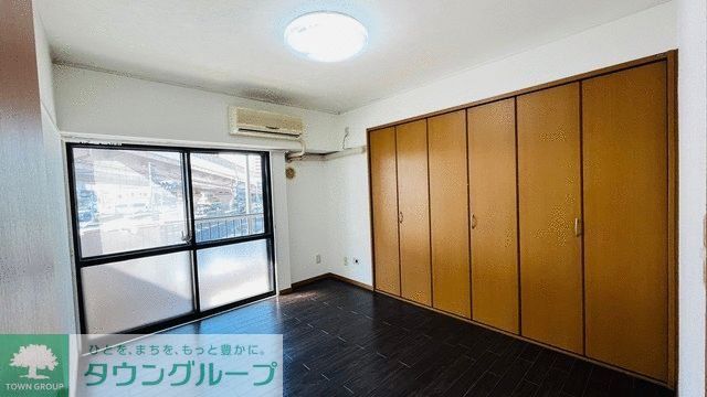 【足立区足立のマンションのバルコニー】