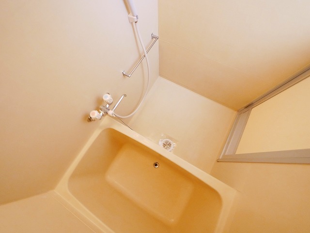 バス・シャワールーム　きれいなお風呂です