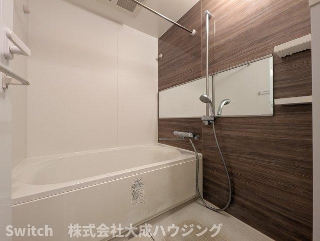 【西宮市大屋町のマンションのバス・シャワールーム】