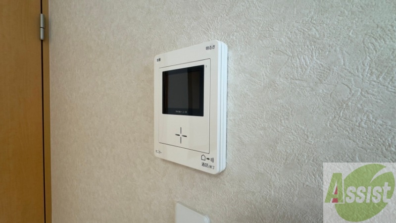 セキュリティ　ＴＶモニター付インターホンです。来客者の顔が見えるので安心！