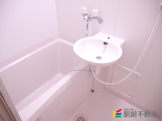 レオパレスFの風呂写真