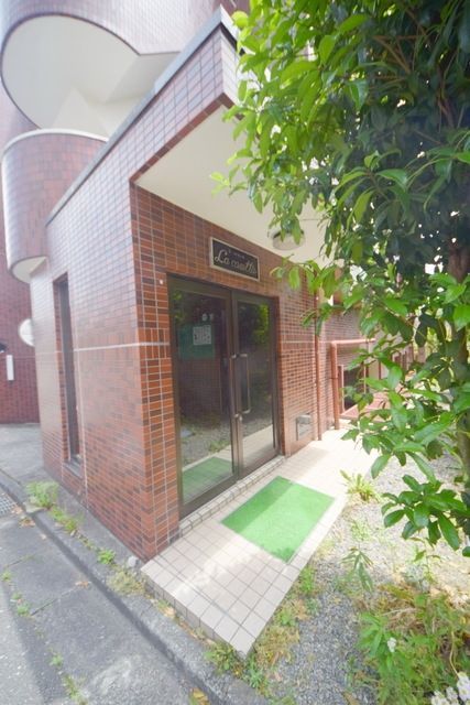 エントランス　★お部屋探しは、タウンハウジング多摩センター店へ★