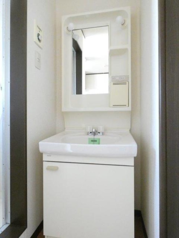 洗面設備　図面と現状に相違がある場合には現状を優先