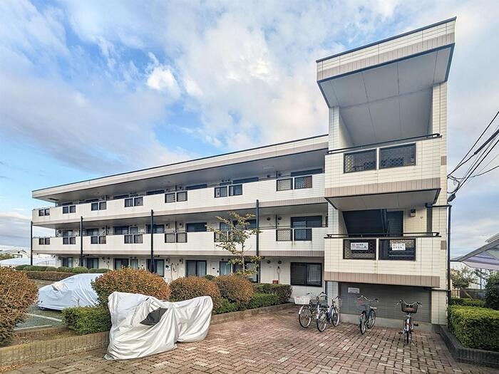 建物外観　駅まで徒歩圏内です。