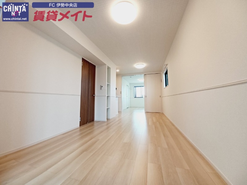 居室・リビング　別部屋同型タイプです。