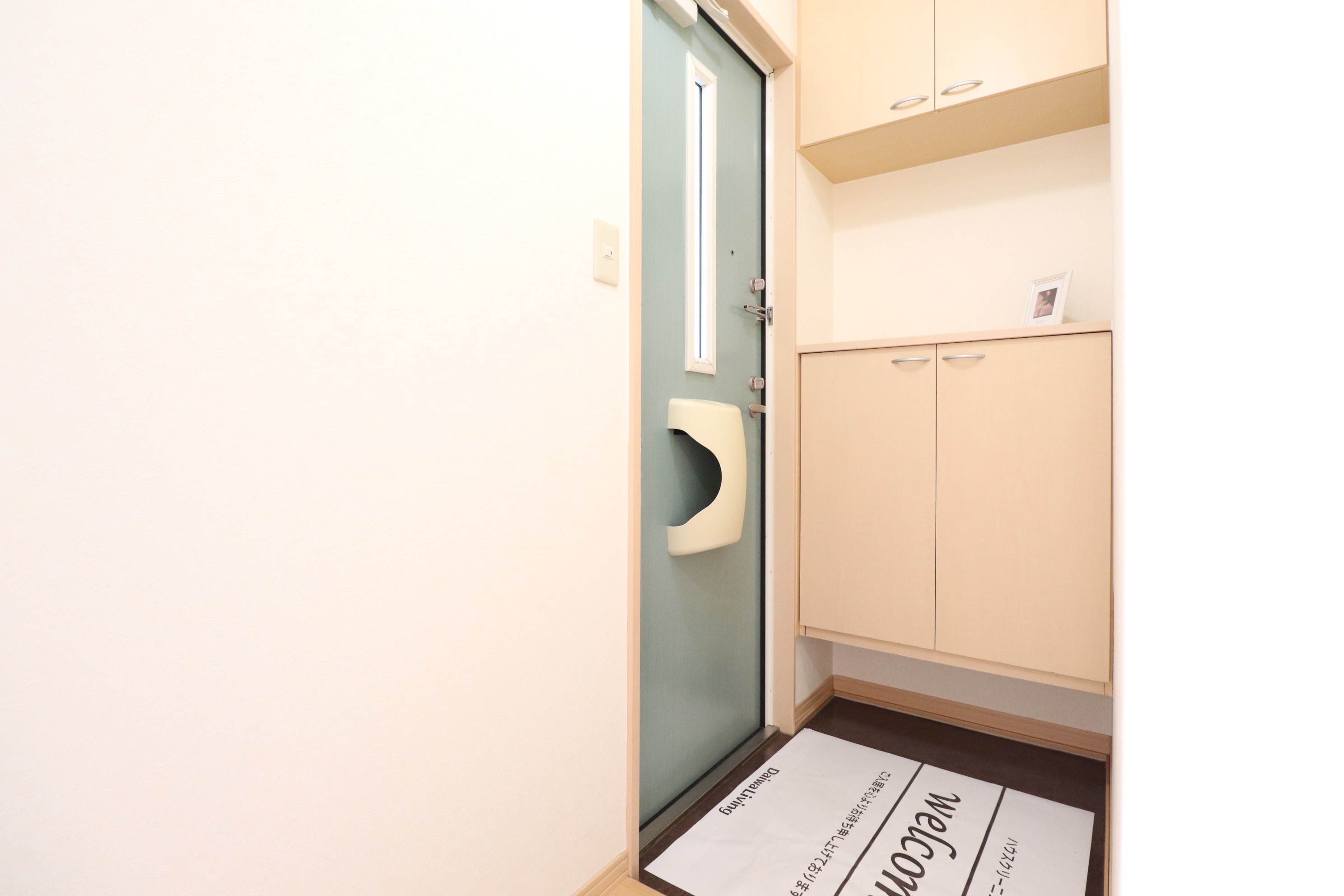 玄関　シューズbox付き♪