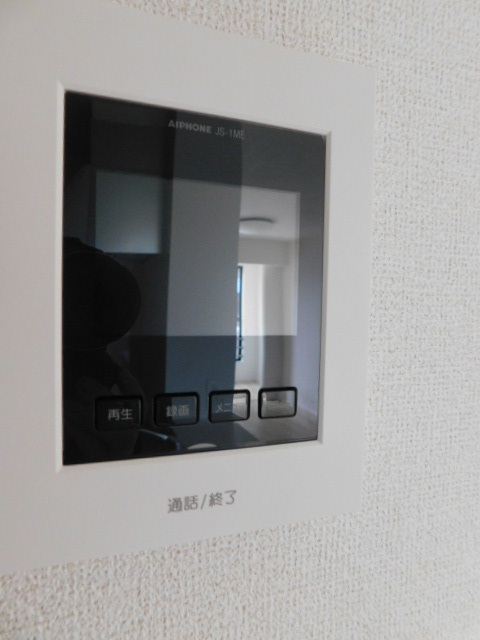 セキュリティ　モニター付きインターホン