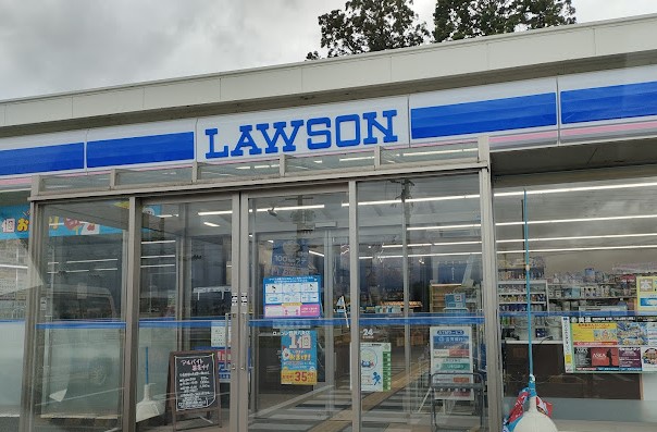 コンビニ　ローソン　野洲六条店（コンビニ）まで453m