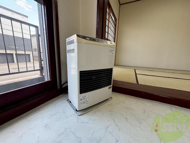 その他設備　灯油暖房です。札幌の寒い冬もこれで大丈夫！