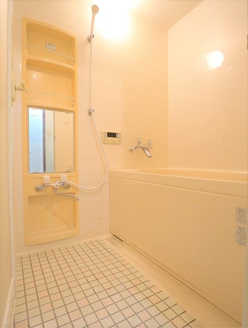 バス・シャワールーム　バス