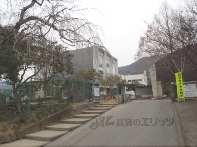 小学校　志賀小学校（小学校）まで1600m