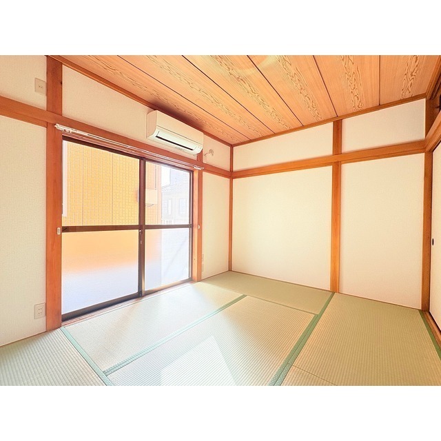 居室・リビング　１Ｆ和室