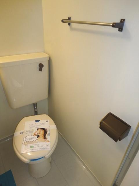 トイレ　トイレもきれいです