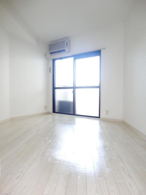 居室・リビング　ゆったりとしたリビングです