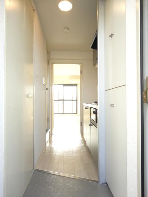 玄関　明るい玄関です