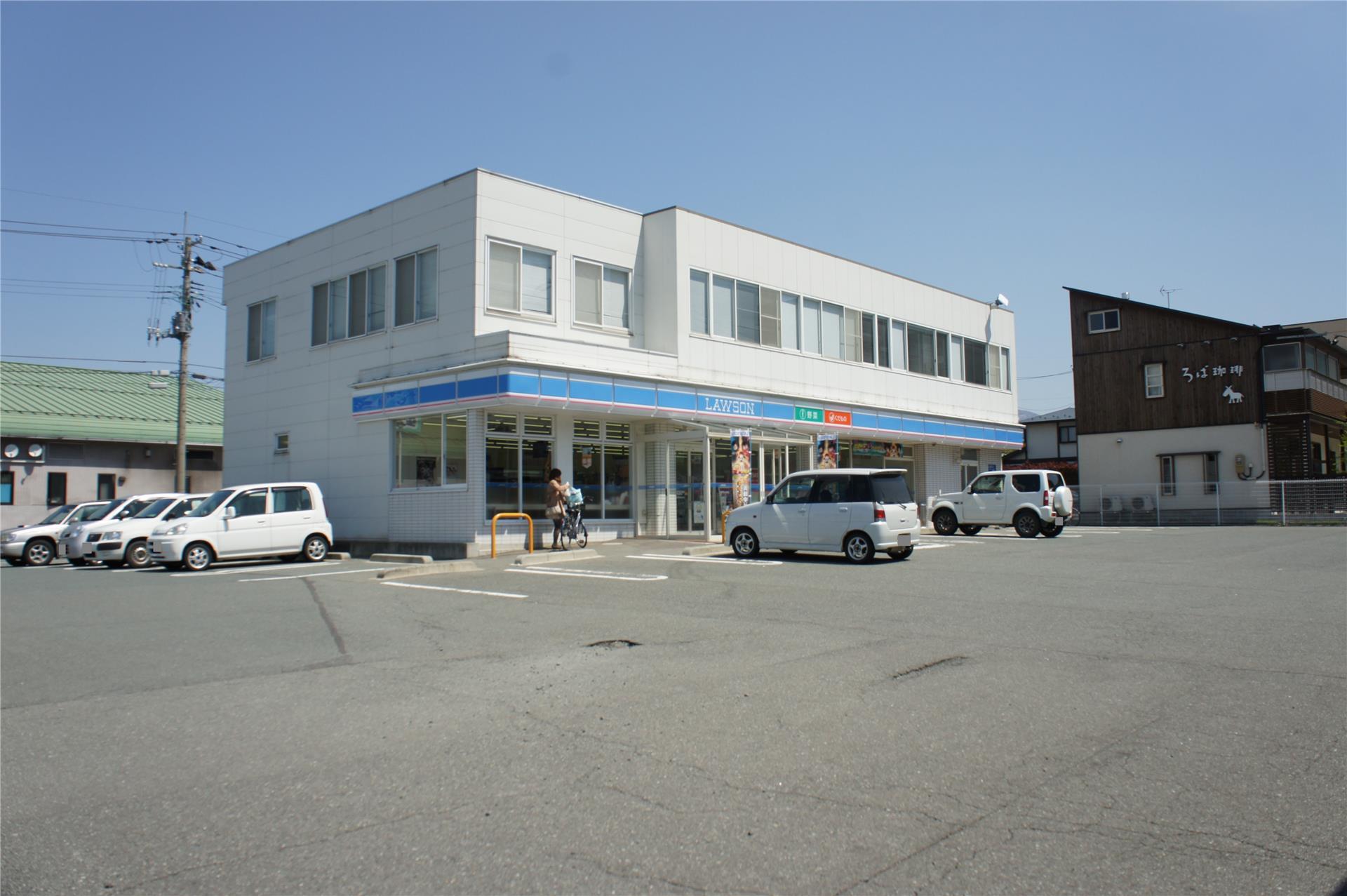 コンビニ　ローソン山形警察署前店（コンビニ）まで457m