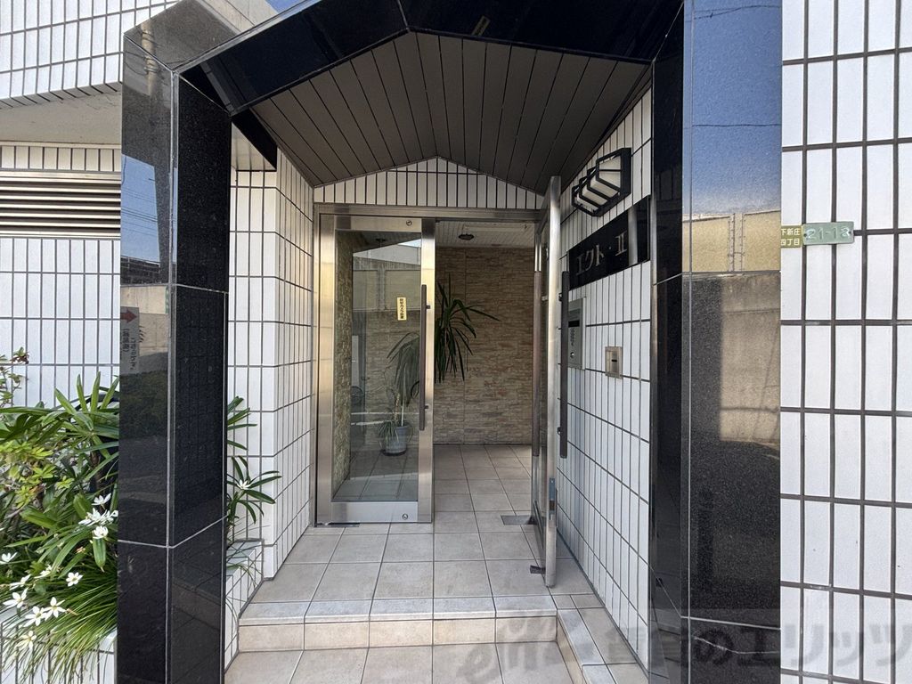 エントランス　エントランス