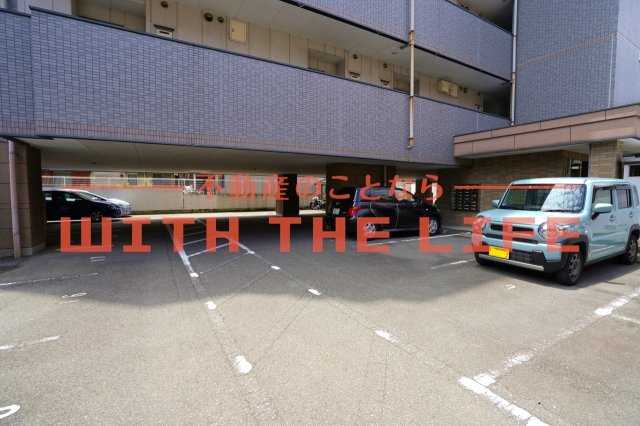 駐車場　カースペースがあります