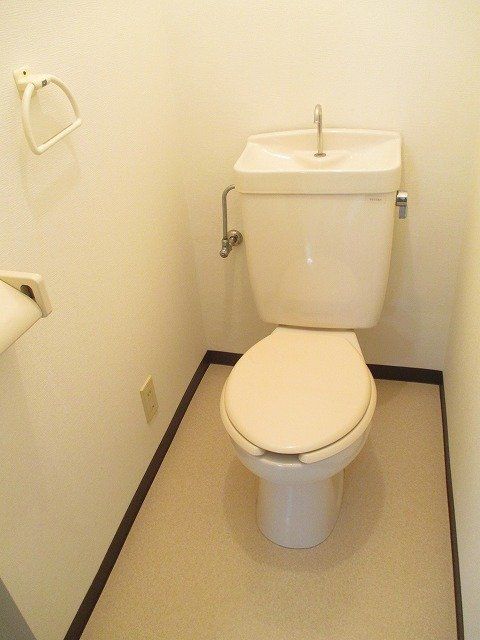 トイレ　トイレ(別部屋参考写真)
