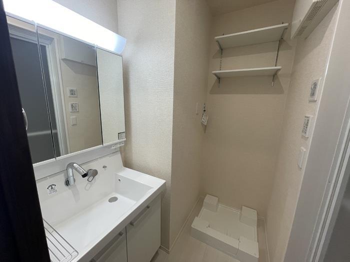 洗面設備　洗面室