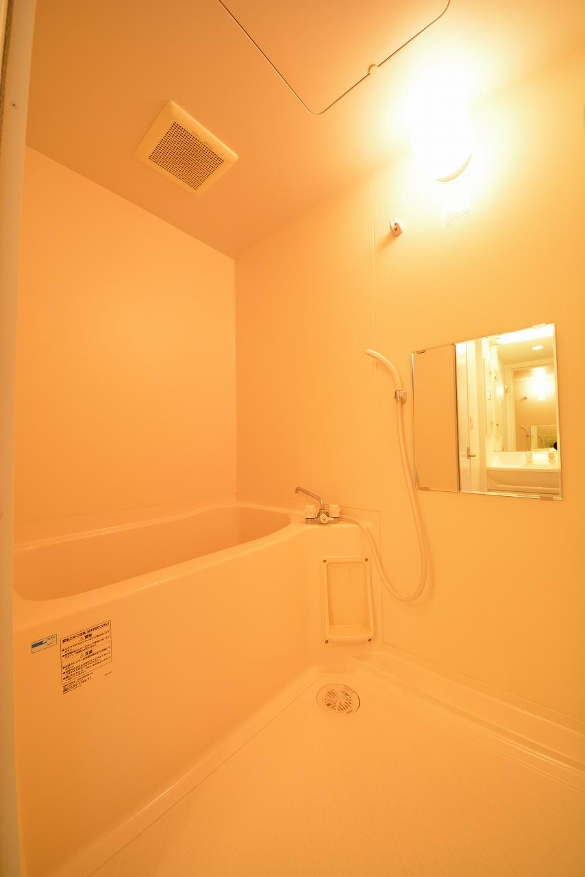 バス・シャワールーム　メゾン・ド・ヴィレ大阪城公園前　バスルーム