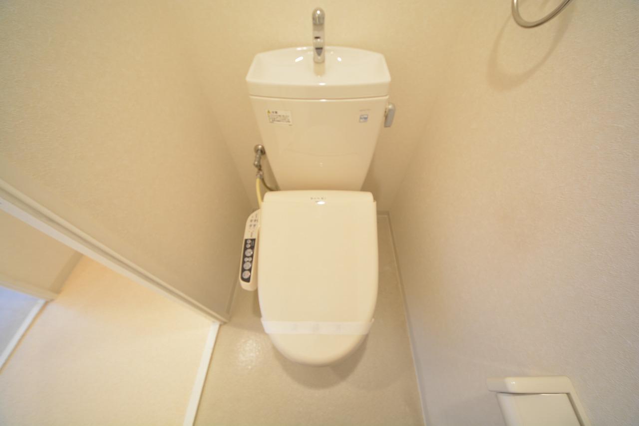 トイレ　メゾン・ド・ヴィレ大阪城公園前　トイレ