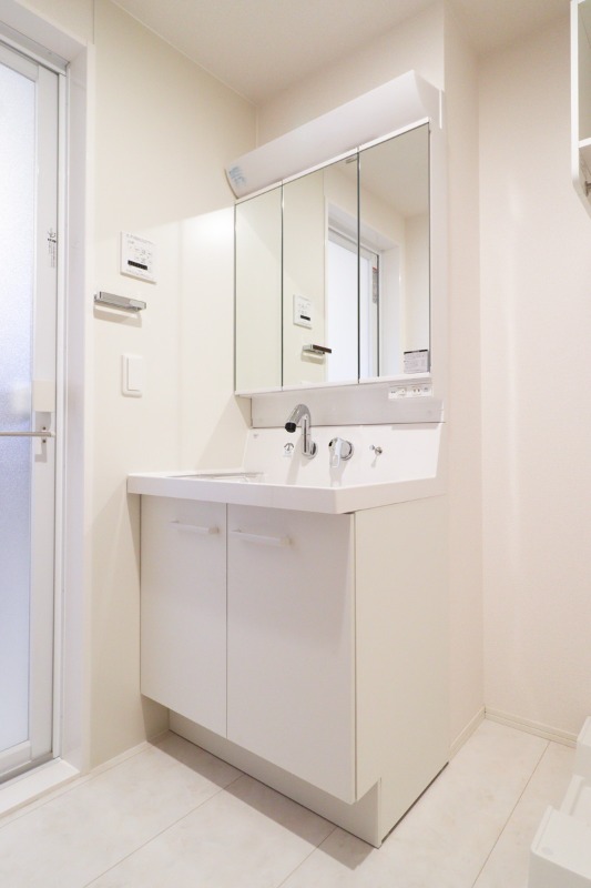 洗面設備　図面と現状に相違がある場合には現状を優先