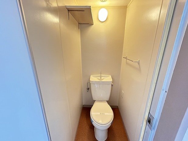 トイレ　同マンション別部屋