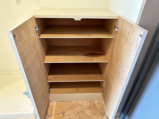 玄関　同マンション別部屋