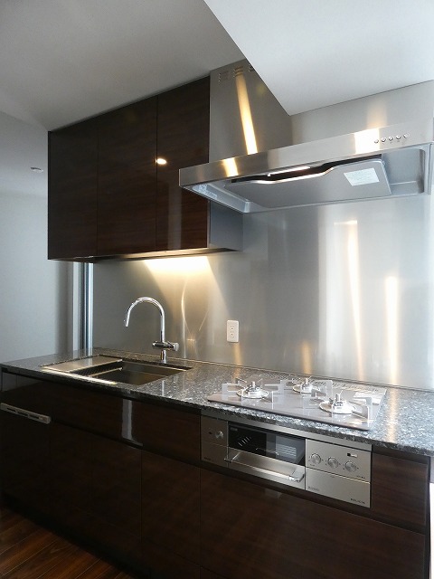 キッチン　※別部屋の参考写真です。