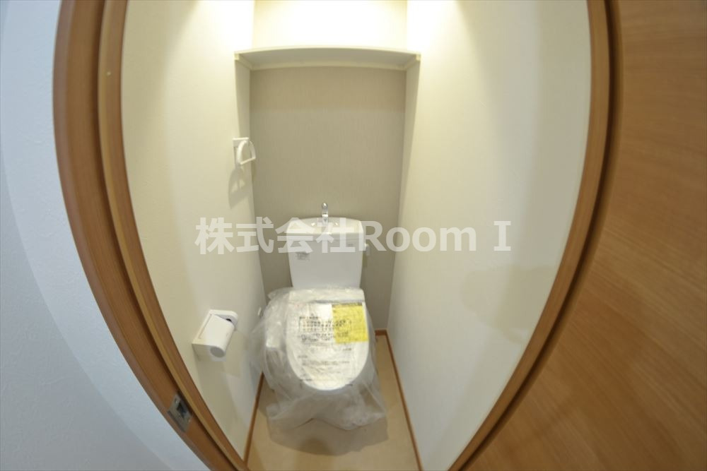 トイレ　独立洗面台です