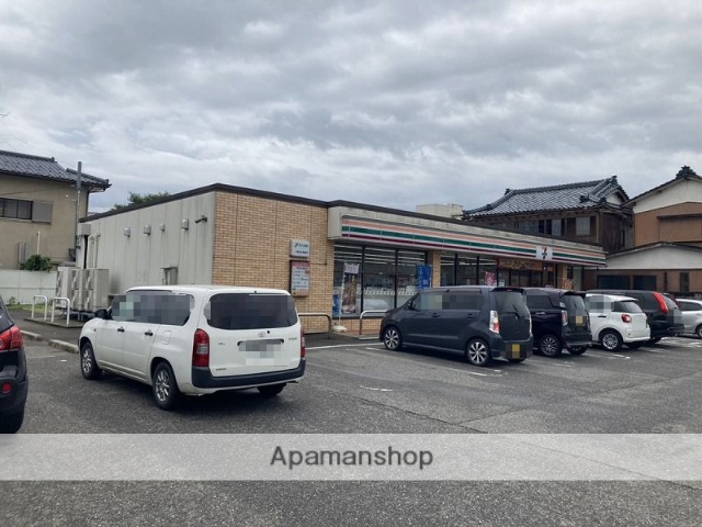 コンビニ　セブン－イレブン五泉東本町店（コンビニ）まで831m