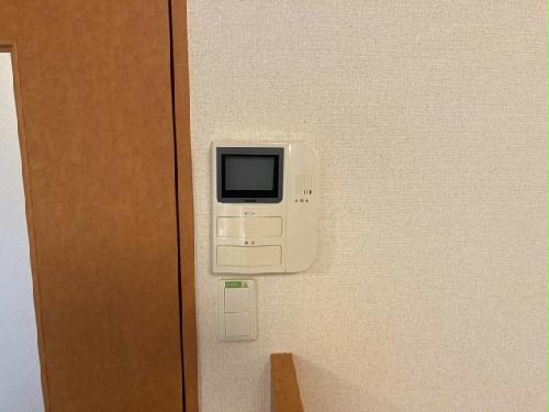 セキュリティ　モニター付きインターホン