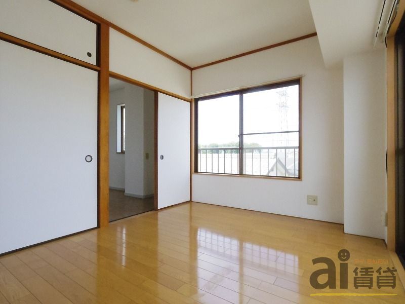 居室・リビング　※別号室写真