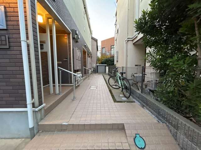 エントランス　エントランス