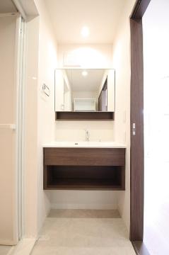 洗面設備　洗髪洗面化粧台