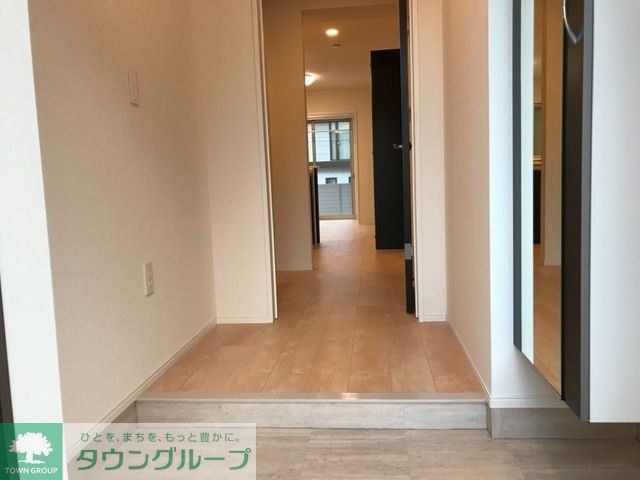 エントランス　★お部屋探しは株式会社タウンハウジング東京まで★