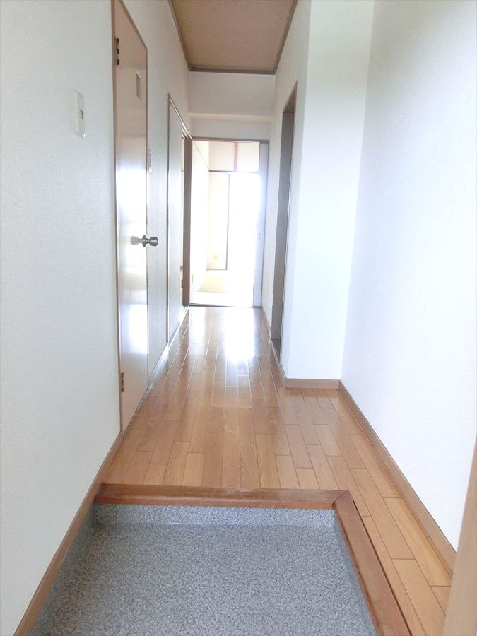 玄関　きれいな玄関です♪