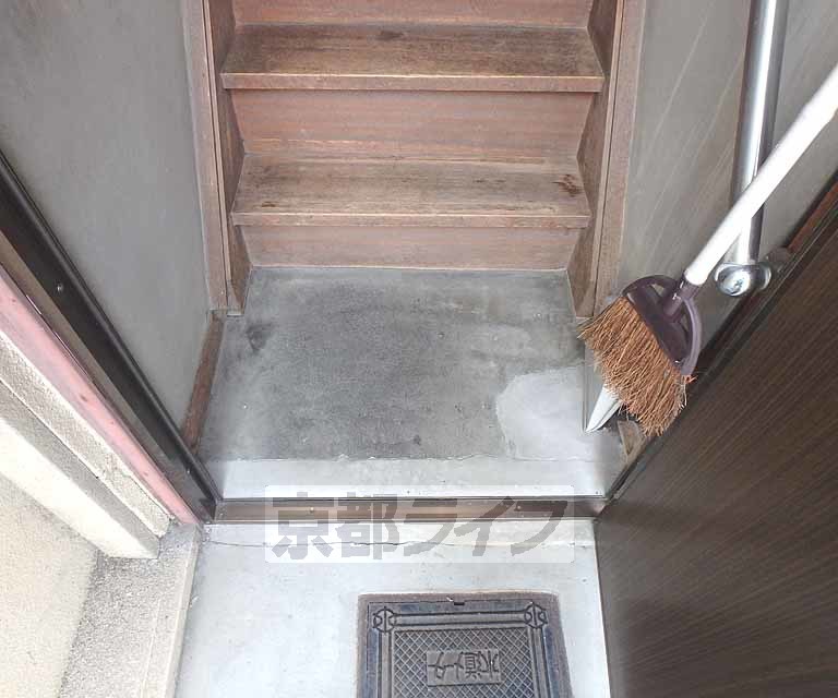 玄関　玄関です。