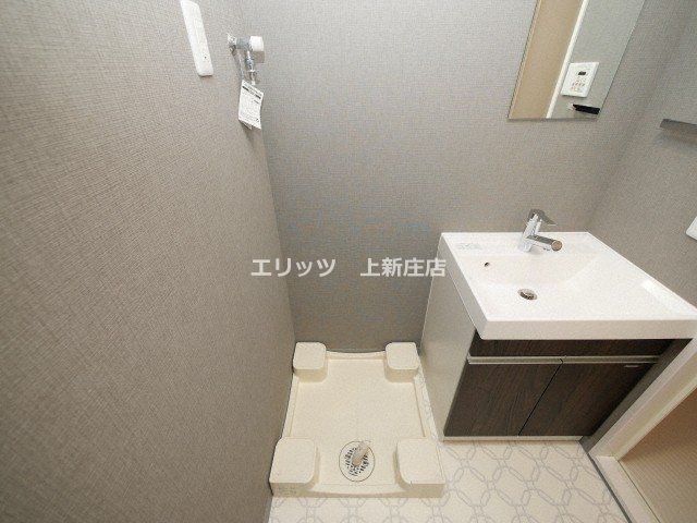 洗面設備　洗濯機置き場