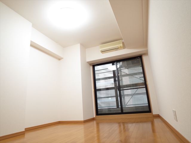 居室・リビング　※同建物別部屋の写真になります。