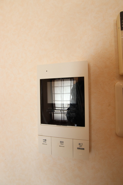 セキュリティ　【※クリーニング前の写真】訪問者も確認できるＴＶモニタ付きド