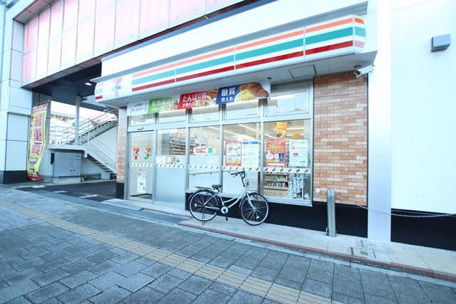 コンビニ　セブンイレブン　浦安猫実２丁目店（コンビニ）まで200m